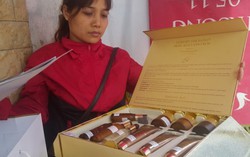 Hàng trăm phụ nữ nhận 'quả đắng' khi mua mỹ phẩm giá đắt
