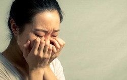 Mách cha mẹ dấu hiệu nhận biết con có suy nghĩ tiêu cực, muốn tìm đến cái chết