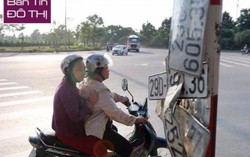 Nghề kiếm tiền mới sau mùa ngập lụt ở Hà Nội: Chuộc lại biển số xe