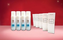 5 lọ nước hoa Oriflame và 4 lọ sữa rửa mặt Willendrof tặng bạn đọc Báo PNVN
