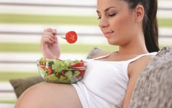 Thiếu sắt khiến 35% thai phụ có nguy cơ biến chứng thai nghén