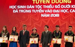 Tuyên dương 120 học sinh, sinh viên và thanh niên người dân tộc thiểu số