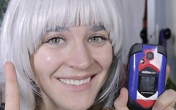 Người phụ nữ chấp nhận thử thách 'cai' điện thoại trong 1 năm