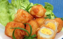 5 công đoạn cho món trứng cút sốt chua ngọt