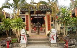 Người vợ cùng chồng khai khẩn vùng đất Hà Tiên