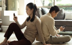 Điếng người khi biết chồng có bạn trai, lục lại quá khứ mới vỡ lẽ