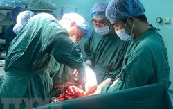 Đồng Nai: Cứu sống sản phụ bị vỡ tử cung, con bị suy tim