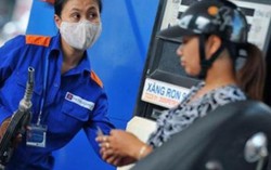 Giá xăng giảm 200 đồng/lít từ 15 giờ chiều nay