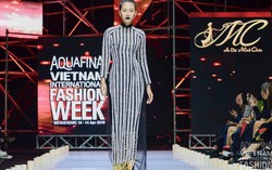 Á khôi Miss Photo Trần Đình Thạch Thảo 'biến hóa' với áo dài khi catwalk