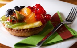 Cách làm bánh tart mứt trái cây giòn rụm