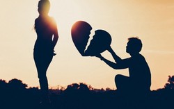 Mãi yêu đơn phương dù người ấy đã có chồng