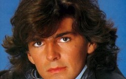 Thomas Anders của Modern Talking tự quay clip chào khán giả Việt