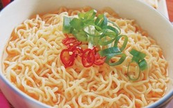 Thích hay bận rộn cũng đừng lạm dụng mì tôm 