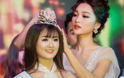 Ngọc Nữ nhanh trí tháo kẹp tóc ghim vương miện cho Miss Poly