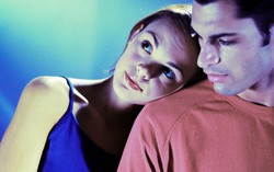 Vô tình phát hiện tập thư tình từ người yêu cũ của chồng 