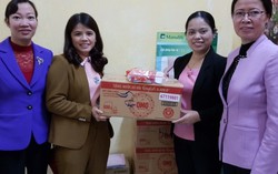 200 suất quà Tết đến với phụ nữ nghèo