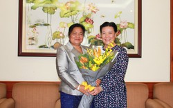 Cùng vun đắp để phụ nữ 2 nước Việt - Lào thắm tình đoàn kết