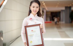 Người đẹp Truyền thông Phùng Bảo Ngọc Vân nhận giải thưởng KOVA