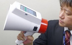 Loa có khả năng dịch tự động