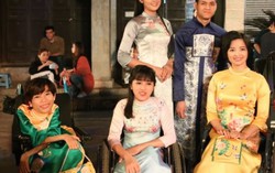 5 người mẫu khuyết tật lên sàn diễn áo dài