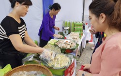 Phụ nữ là ‘chuyên gia’ giám sát an toàn thực phẩm