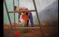 Lại xuất hiện clip bé trai 2 tuổi nghi bị bạo hành