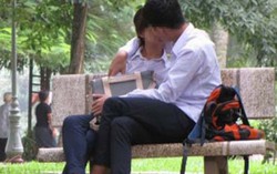 Cha mẹ làm gì trước nguy cơ trẻ ‘tình nguyện bị xâm hại’