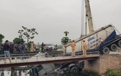 Nam Định: Một phụ nữ đi xe đạp điện bị xe bồn tông tử vong 