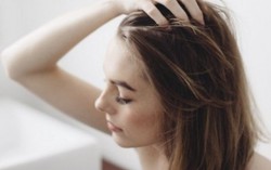 Tạm biệt da đầu khô với 5 nguyên liệu đơn giản