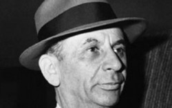 Kẻ phát minh ra rửa tiền thắng FBI suốt 53 năm