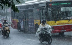 Dự báo mưa dông diện rộng làm dịu nắng nóng ở Bắc bộ từ đêm mai