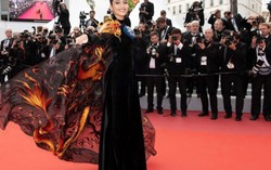Không cần hở hang, Á hậu Trương Thị May vẫn đầy lôi cuốn trên thảm đỏ Cannes 2019