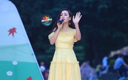 Sao Mai Khánh Ly đong đầy cảm xúc hát vì trẻ em thiệt thòi