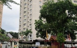 Giải cứu 1 phụ nữ Việt định nhảy lầu ở Malaysia