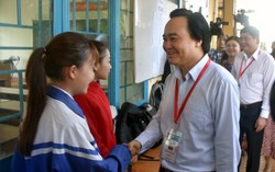 Bộ trưởng Phùng Xuân Nhạ: ‘Tạo tâm lý thoải mái nhất cho sĩ tử đi thi’