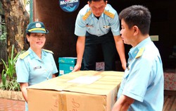 Nhà máy Z119 ủng hộ Mottainai 10 thùng đồ chơi, quần áo, sách vở