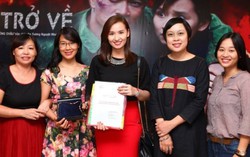 Các sao 'Người trở về' tặng quà Mottainai
