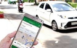 Xe taxi công nghệ sẽ phải gắn mào như taxi truyền thống