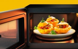 Những món đồ phải 'cân nhắc' khi sử dụng lò vi sóng