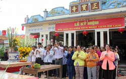 Trĩu lòng với Ba Chúc
