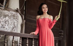 Quán quân Sao Mai 2017 Sèn Hoàng Mỹ Lam diện áo dài gợi cảm