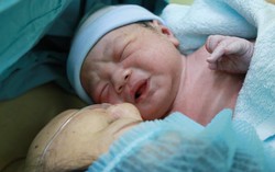 Cần Thơ chào đón em bé đầu tiên trong năm mới 2019