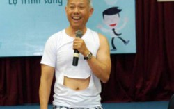 Nữ sinh viên không sốc khi thầy mặc quần đùi đến giảng đường