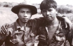 Nụ cười hòa hợp dân tộc của những người lính 2 đầu chiến tuyến