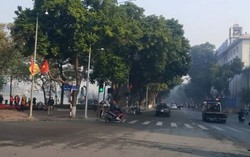 Đường phố Hà Nội thoáng đãng ngày đầu năm