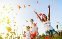 Ca khúc chính thức Ngày Quốc tế Hạnh phúc