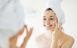 4 công thức làm kem dưỡng da ban đêm từ thực phẩm trong bếp