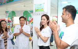 Pampers trao tặng sân chơi cho nhiều bệnh viện nhi