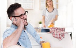 Cuộc chiến thầm lặng với người chồng mất việc