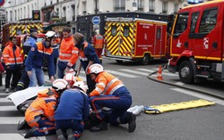 Chưa phát hiện người Việt Nam nào thương vong trong vụ nổ ở Paris